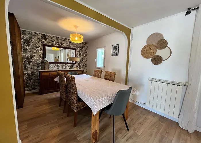 Tres Belle Climatisee Plain Pied, Wifi, 3 Chambres, Piscine Privee, Proche Du Canal Du Midi Et 4km De La Lxpin23 Portiragnes