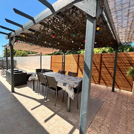 Villa Tres Belle Climatisee Plain Pied, Wifi, 3 Chambres, Piscine Privee, Proche Du Canal Du Midi Et 4km De La Lxpin23
