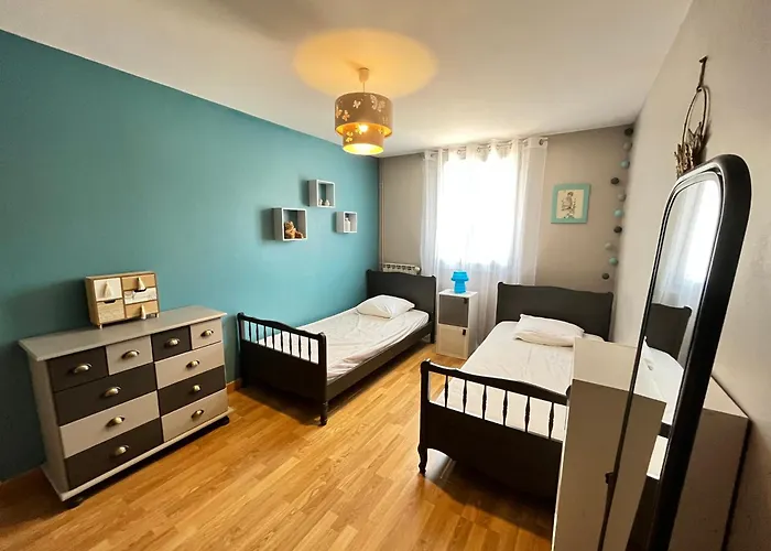 Belle Midi: Climatisée Avec Piscine Privée Et Wi-fi Villa