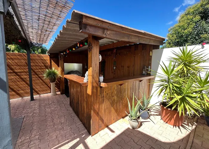 Villa Belle Midi: Climatisée Avec Piscine Privée Et Wi-fi *